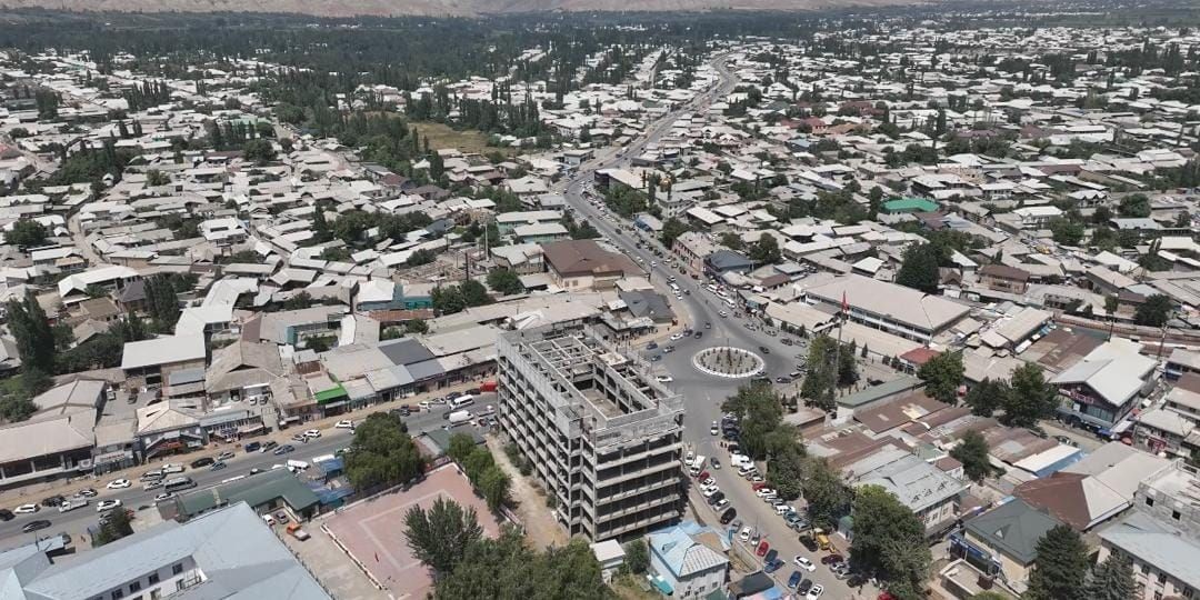 ГКНБ вернул в госсобственность 6-этажное здание в Ноокате