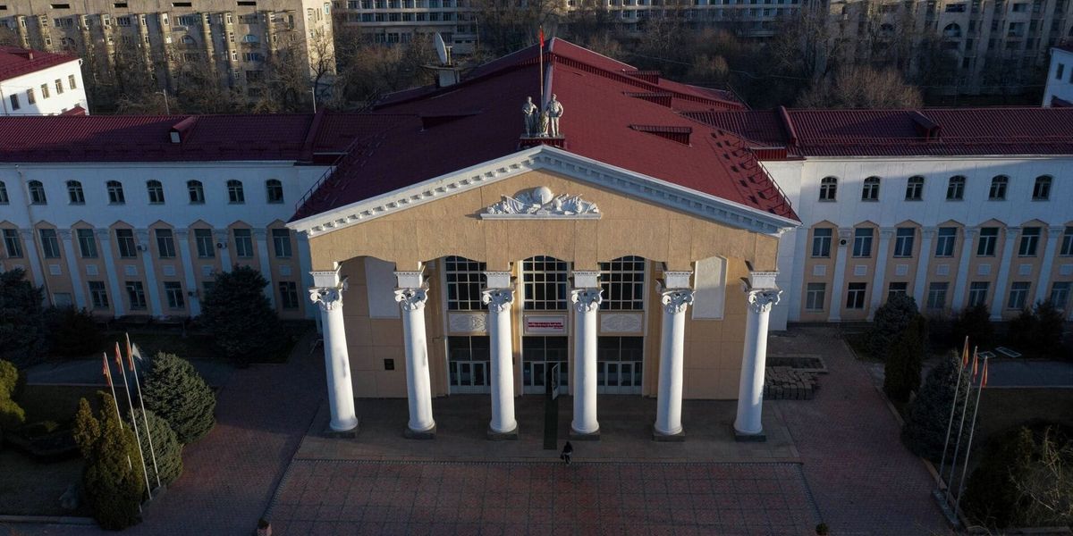 В Кыргызстане уточнили порядок назначения ректоров госвузов