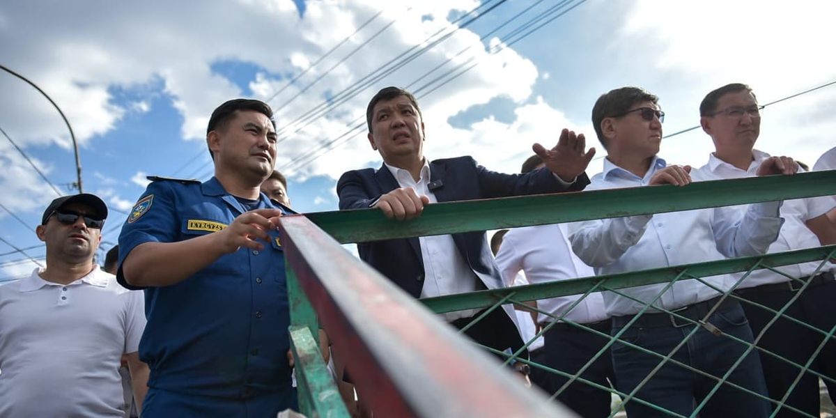 Мэр Бишкека проконтролировал ход реконструкции парка Ататюрк