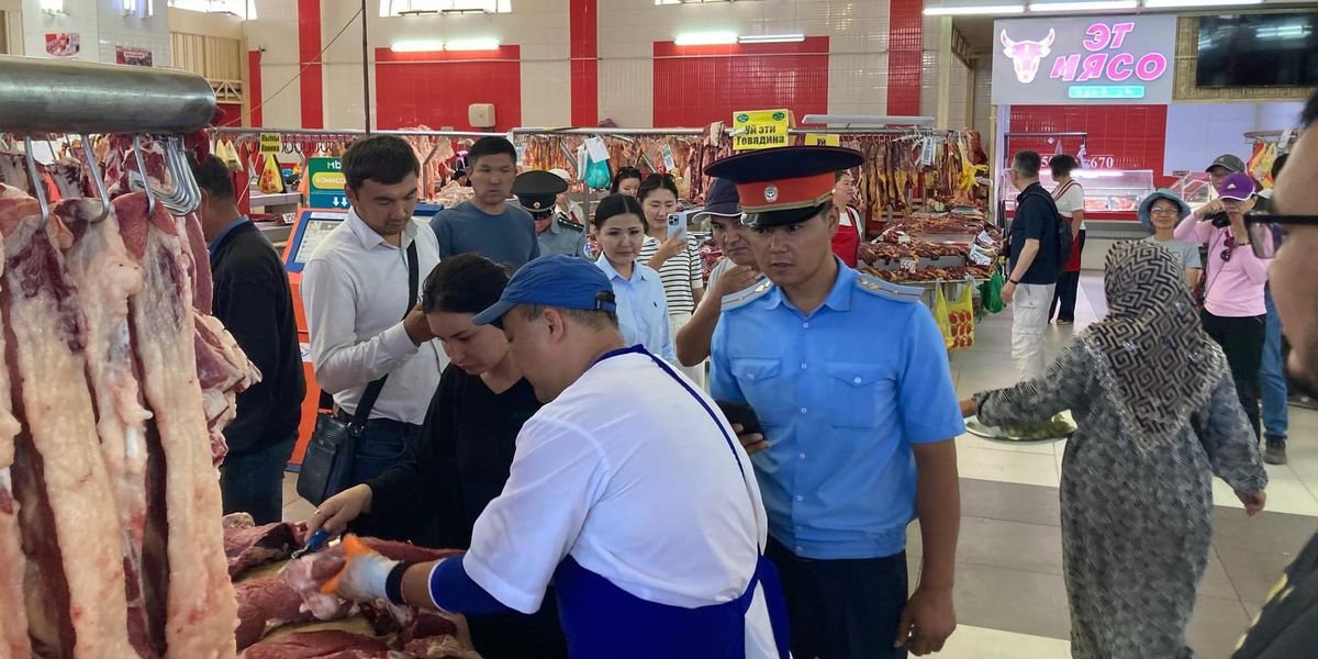 Продавцов Ошского рынка оштрафовали на 13 тысяч сомов за завышение цен на мясо