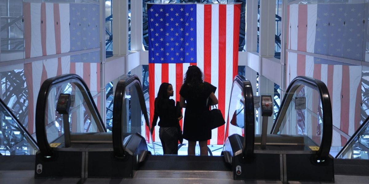 Как избежать отказа в студенческой визе США — советы от МИД