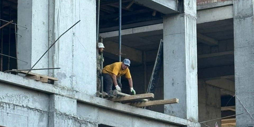 Минстрой приостановил деятельность Even KZ за нарушения на объекте