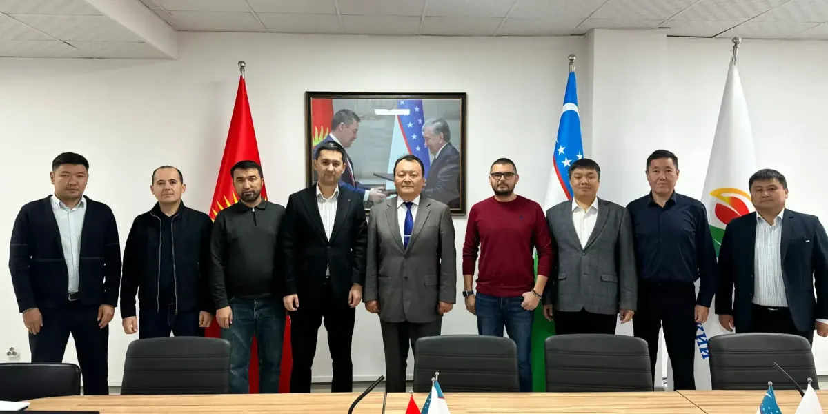 УКФР и VAN Universal Motors подписали меморандум о сотрудничестве