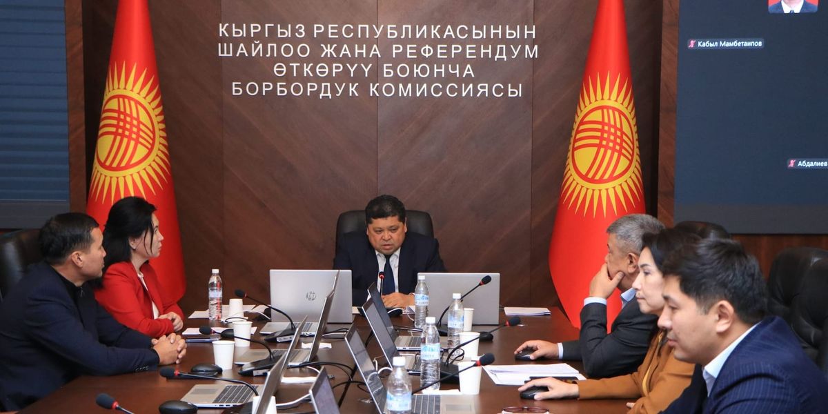 Центризбирком оштрафовал кандидатов и телеканал за преждевременную агитацию