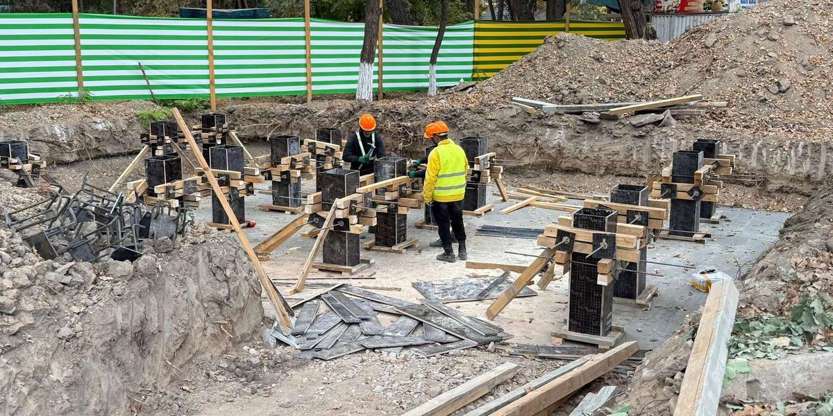 В Таласе реконструируют центральный парк