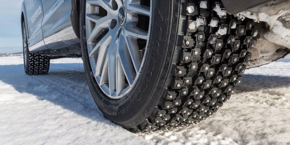 Минтранс призвал водителей сменить летние шины на зимние