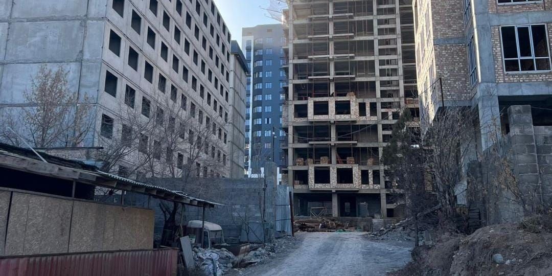 ГКНБ вернул государству 499 м² недвижимости общества слепых и глухих в Бишкеке