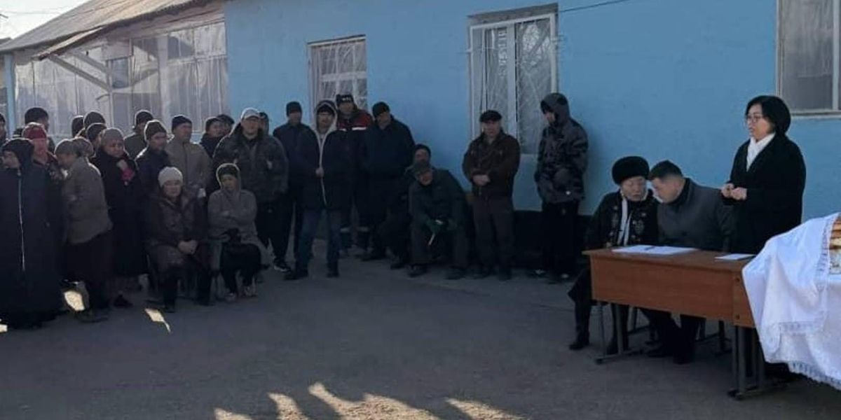 Дефицит классов и аренда детсада: депутаты проверили соцобъекты в Базар-Коргоне