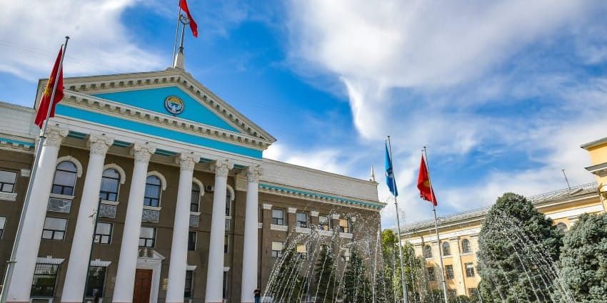 Мэрия Бишкека сдаст в аренду 36 торговых мест в 13 парках