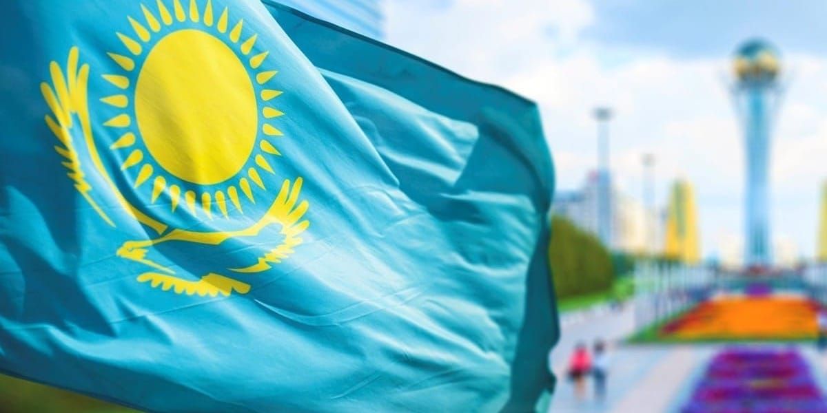 Казахстанцы проголосовали «за»: что изменит новая Конституция РК