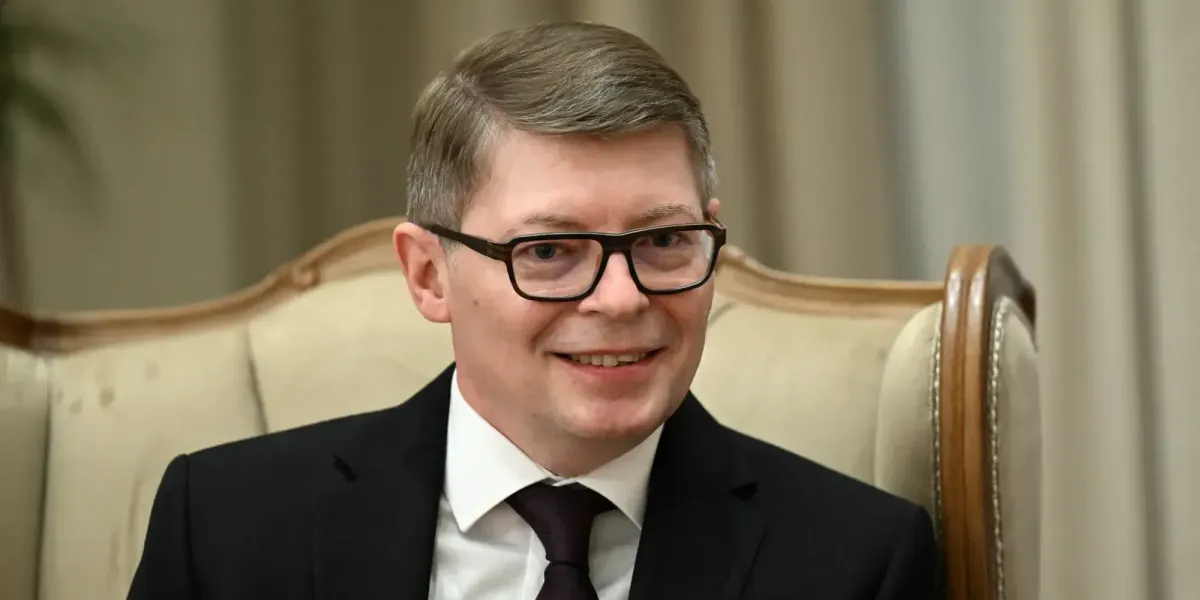 «Смотрю с оптимизмом»: Посол ЕС оценил работу КР по соблюдению санкций