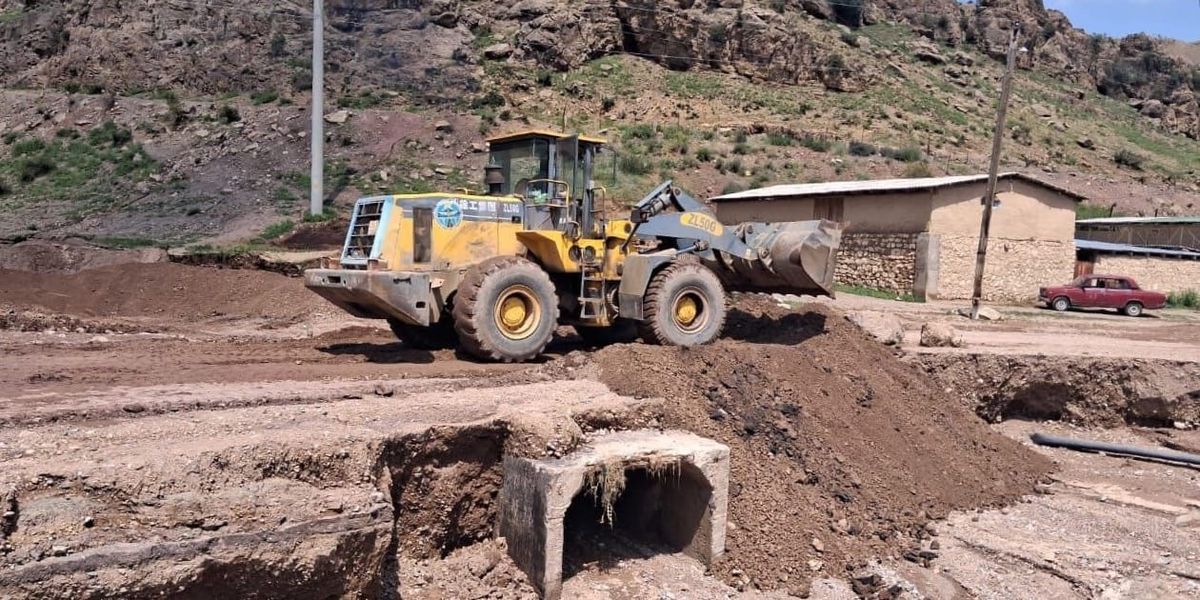 Ликвидация последствий селя на трассе Сумсар — Шекафтар
