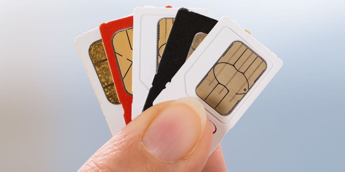 В РФ вводят уголовную ответственность за оформление SIM-карт иностранцам без IMEI