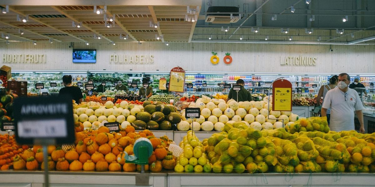 Сколько стоят продукты и топливо в Кыргызстане: данные Госантимонополии