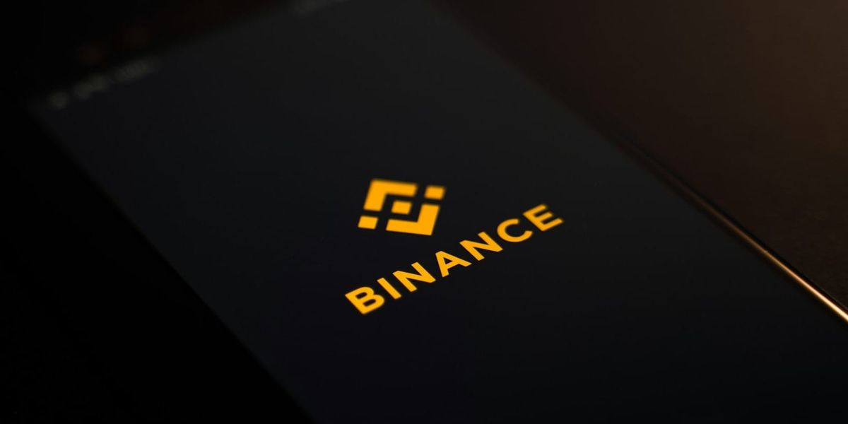 Binance тратит около $300 млн в год на безопасность и комплаенс