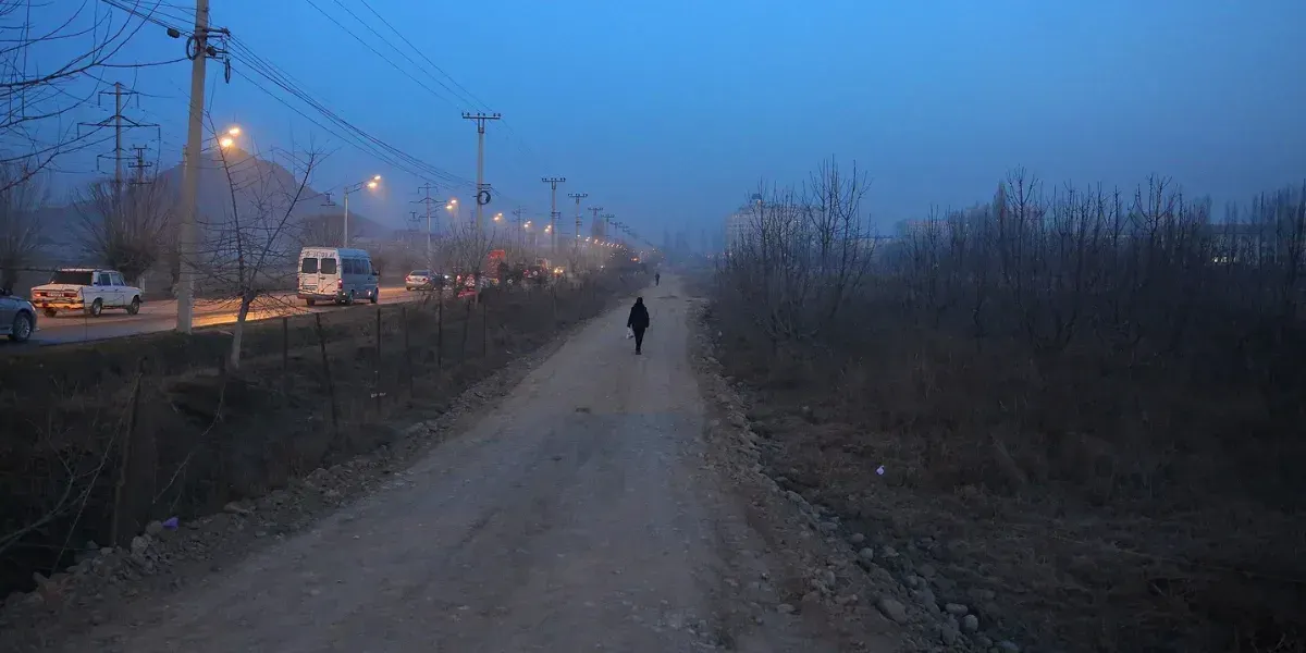 В Оше на улице Осмонова появится новый сквер