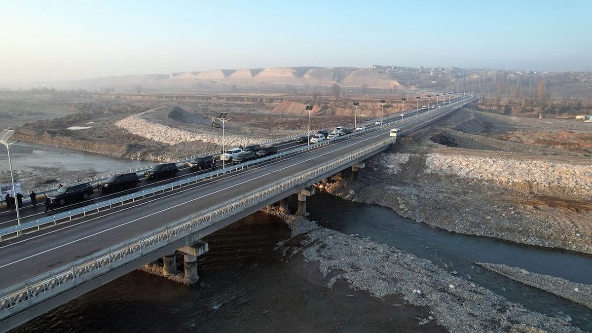 В 2024 году в КР отремонтировано и построено более 1 тысячи км дорог