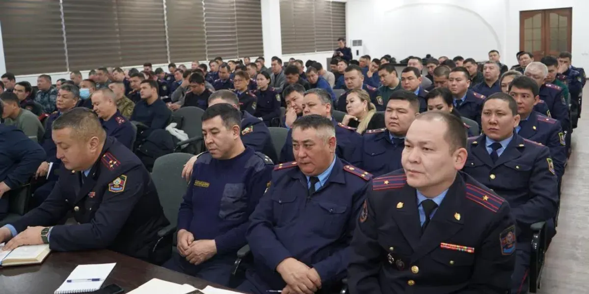 Сотрудники ГКНБ провели в МВД совещание: обсудили коррупцию и «однобокие расследования»