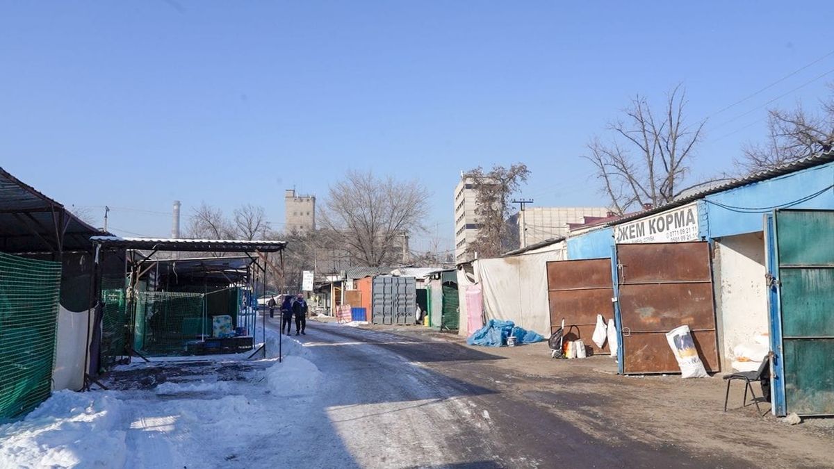 Вместо чайханы — рынок: арендатор нарушил условия договора земли по ул. Кулиева в Бишкеке