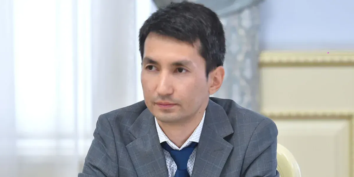 Садыр Жапаров назначил главу управления политических и экономических исследований АП КР