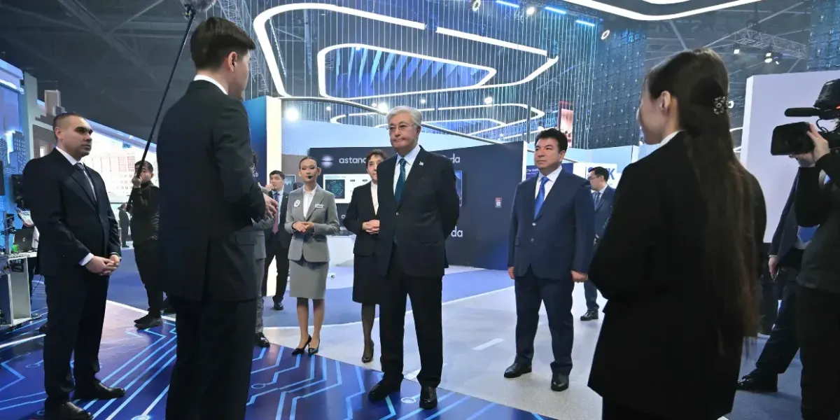 Токаев призвал поддерживать дипломатические переговоры для прекращения войны в Украине