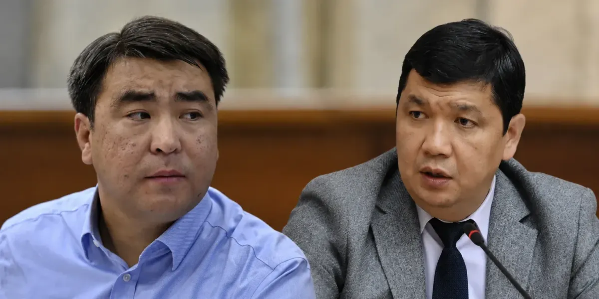 Мэров Бишкека и Оша обязали дважды в год встречаться с жителями