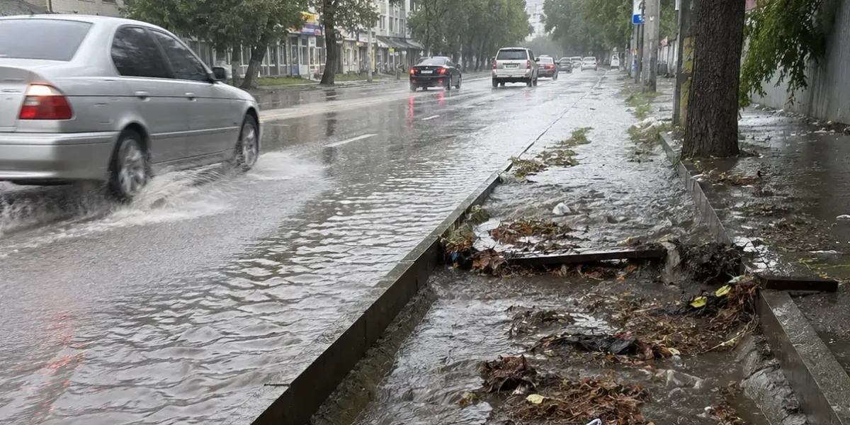 Мэрия Бишкека опровергла видео о подтоплениях после дождя