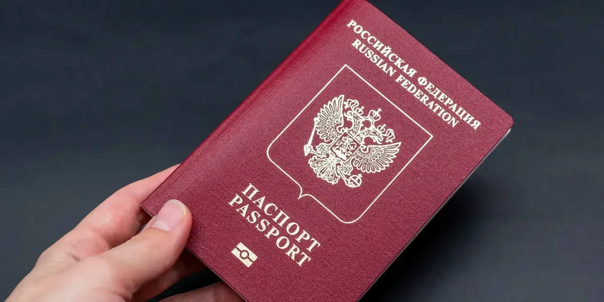 С 20 января детям из РФ в возрасте до 14 лет для поездок в КР нужен загранпаспорт