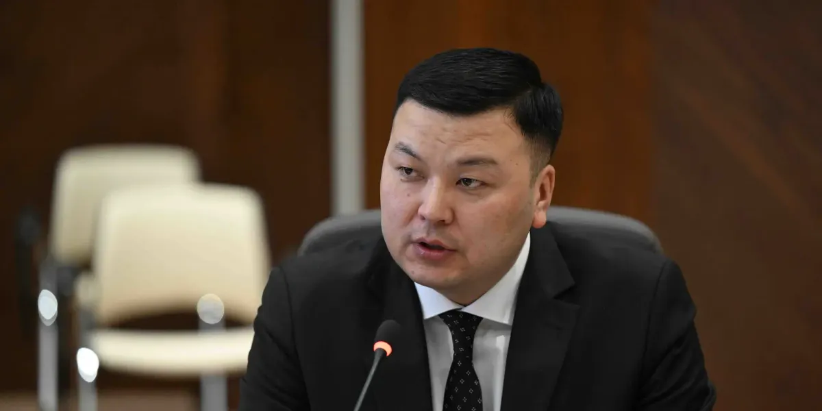 Жапаров продлил полномочия Баетова как куратора дебюрократизации до конца 2025 года