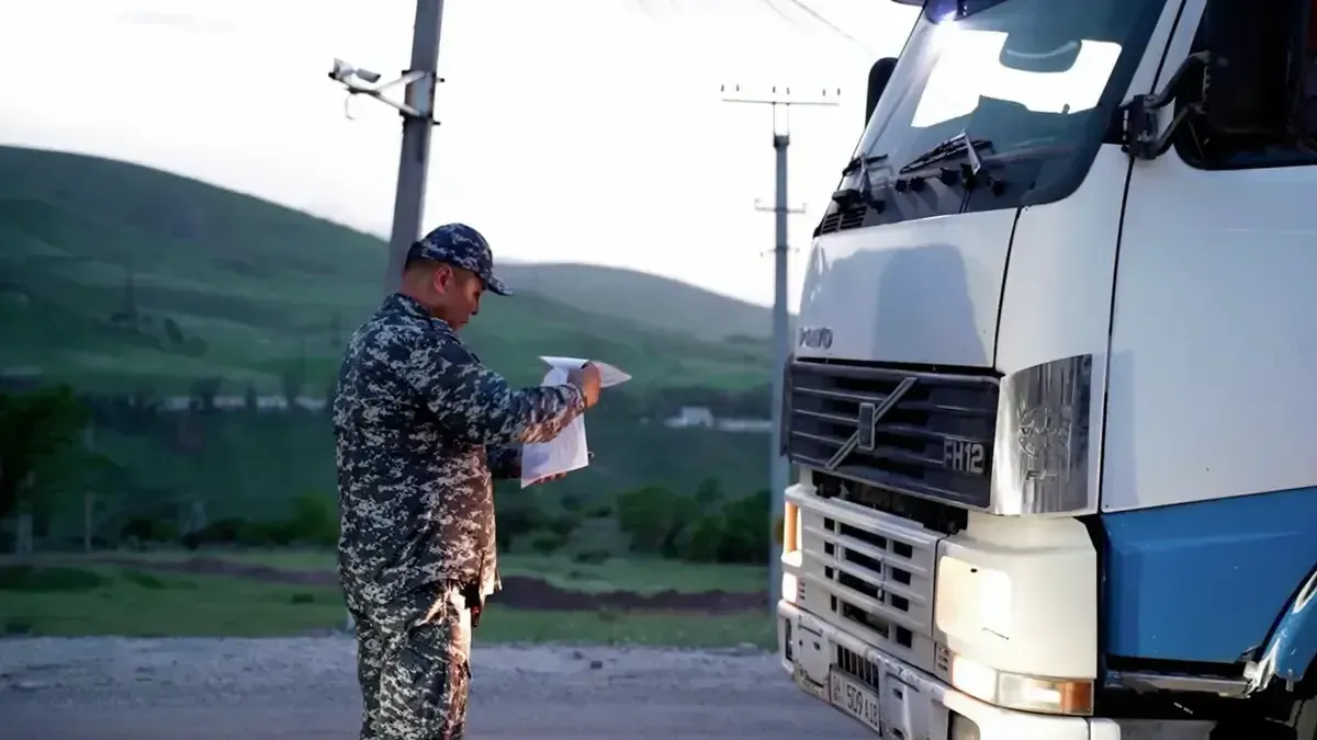 На дорогах КР откроют пять новых постов для контроля грузов и борьбы с теневой экономикой