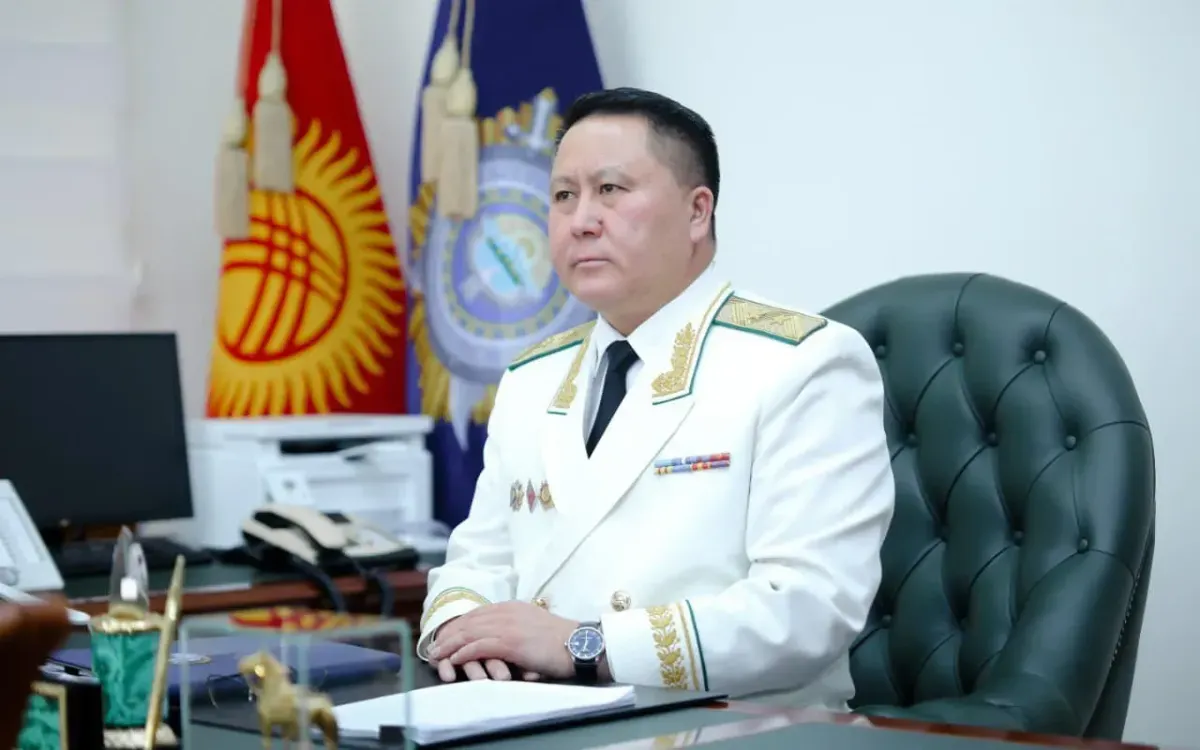 В аппарате президента КР прокомментировали отставку генпрокурора Зулушева