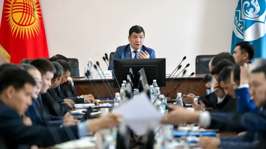 Режим ЧС в Бишкеке продлится до полного завершения ликвидации последствий урагана — мэрия
