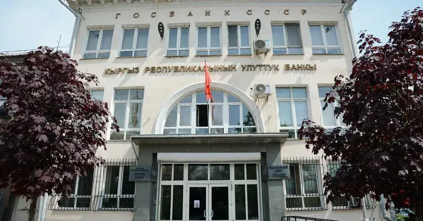 Нацбанк продлил "М Булаку" лицензию на тестовый выпуск кредиток "Элкарт" и эквайринг дебетовых карт