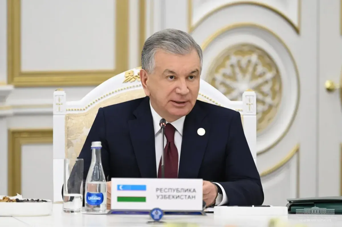 Шавкат Мирзиеев предложил сформировать в СНГ альтернативные торгово-логистические маршруты