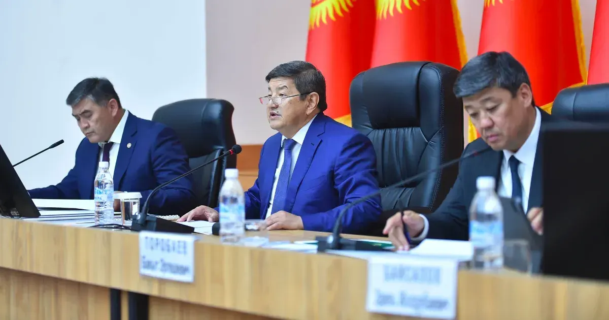 Агентство по инвестициям и Госстрой получили оценку "неуд" от правительства