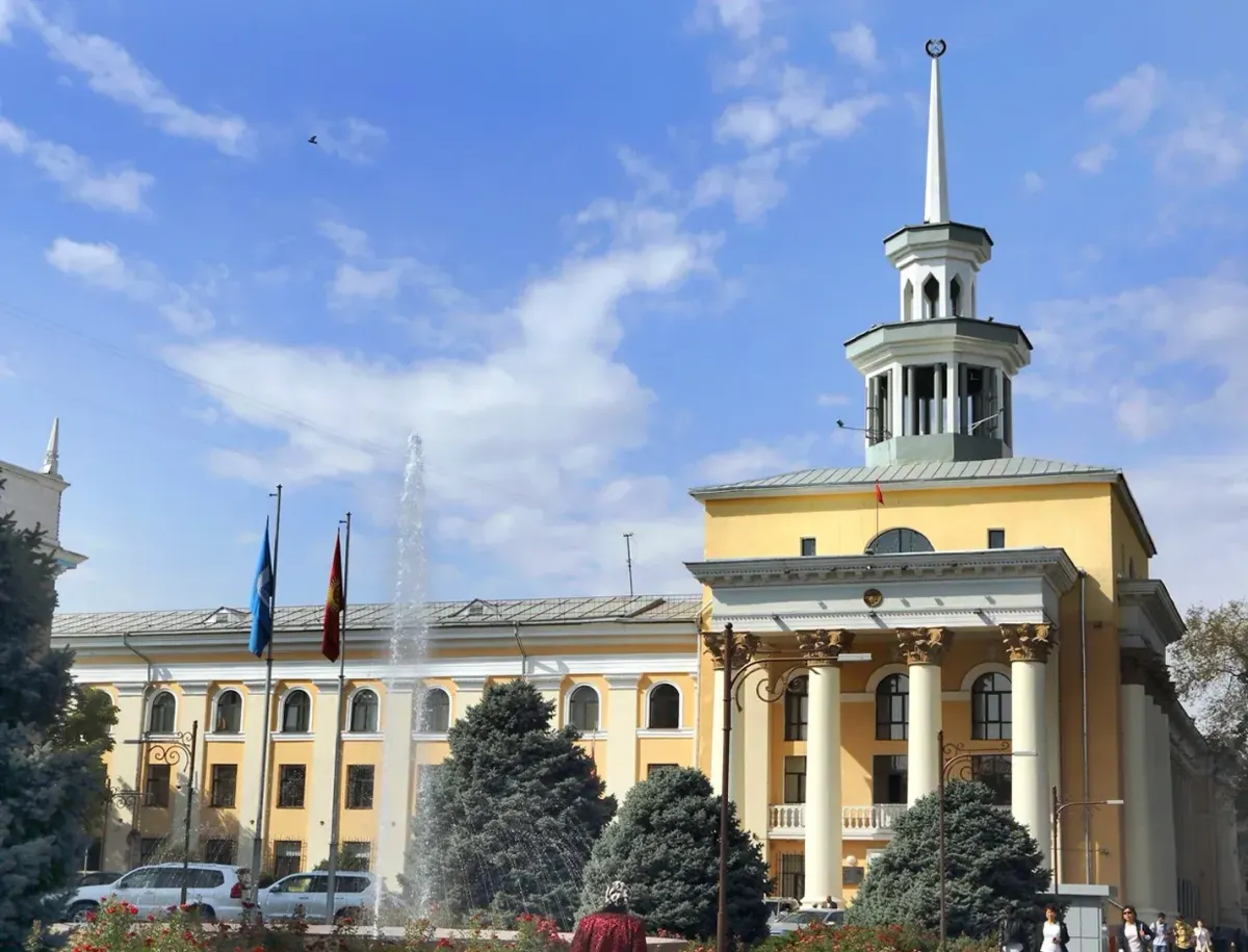 Прибыль Нацбанка за полгода составила почти 8 млрд сомов