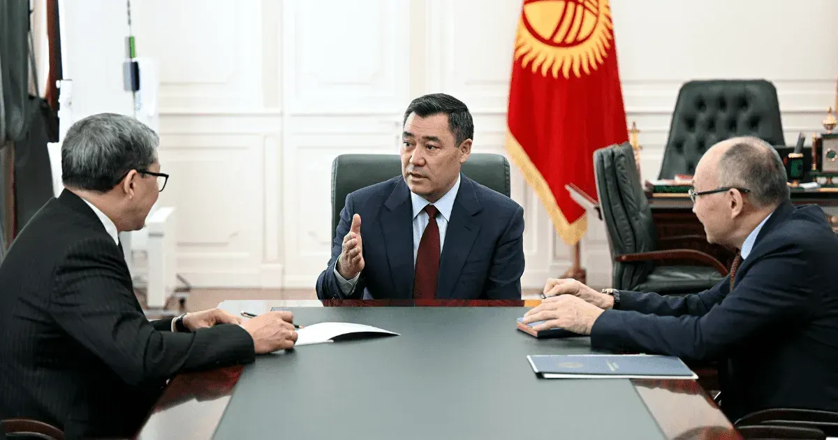 Садыр Жапаров напутствовал нового посла КР в Индии: необходимо искать рынки сбыта и инвестиции