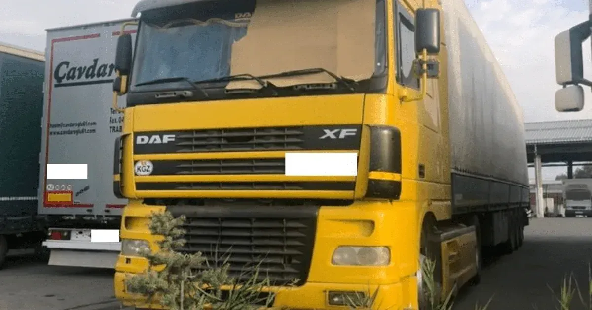 Сотрудники таможни задержаны за контрабанду