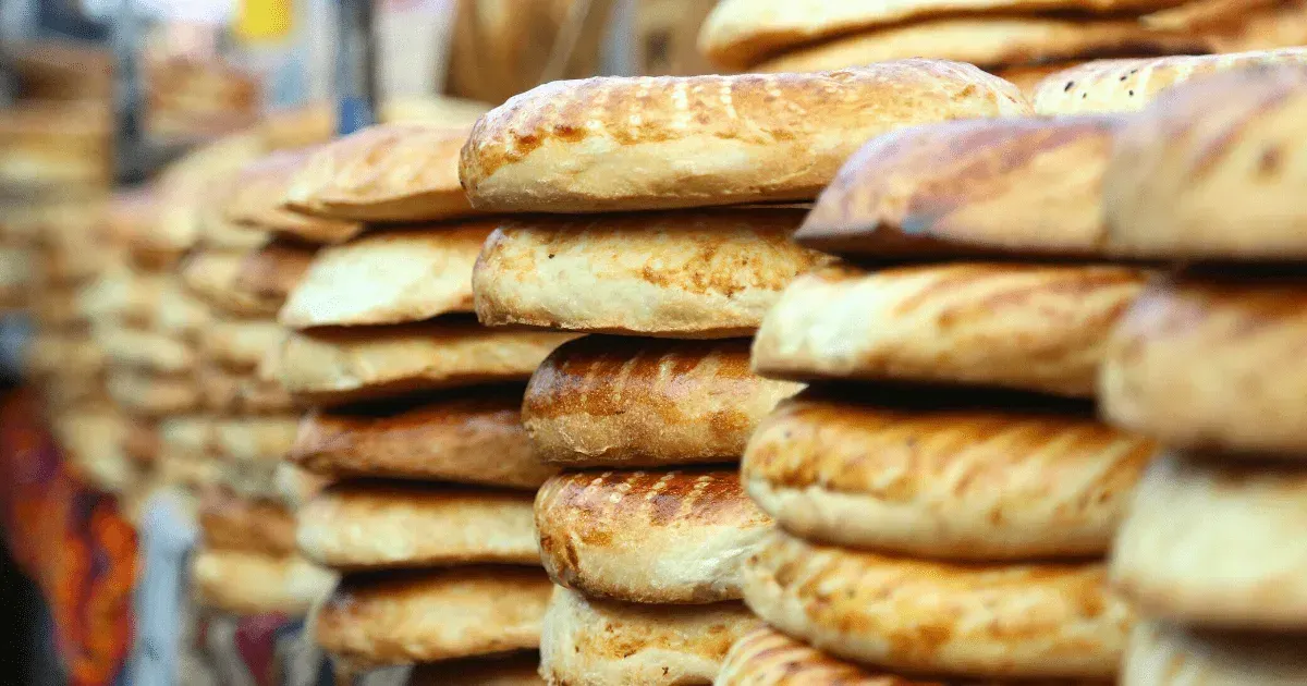 Все основные продукты питания выросли в цене. Мука +6 сомов, картофель +12 сомов