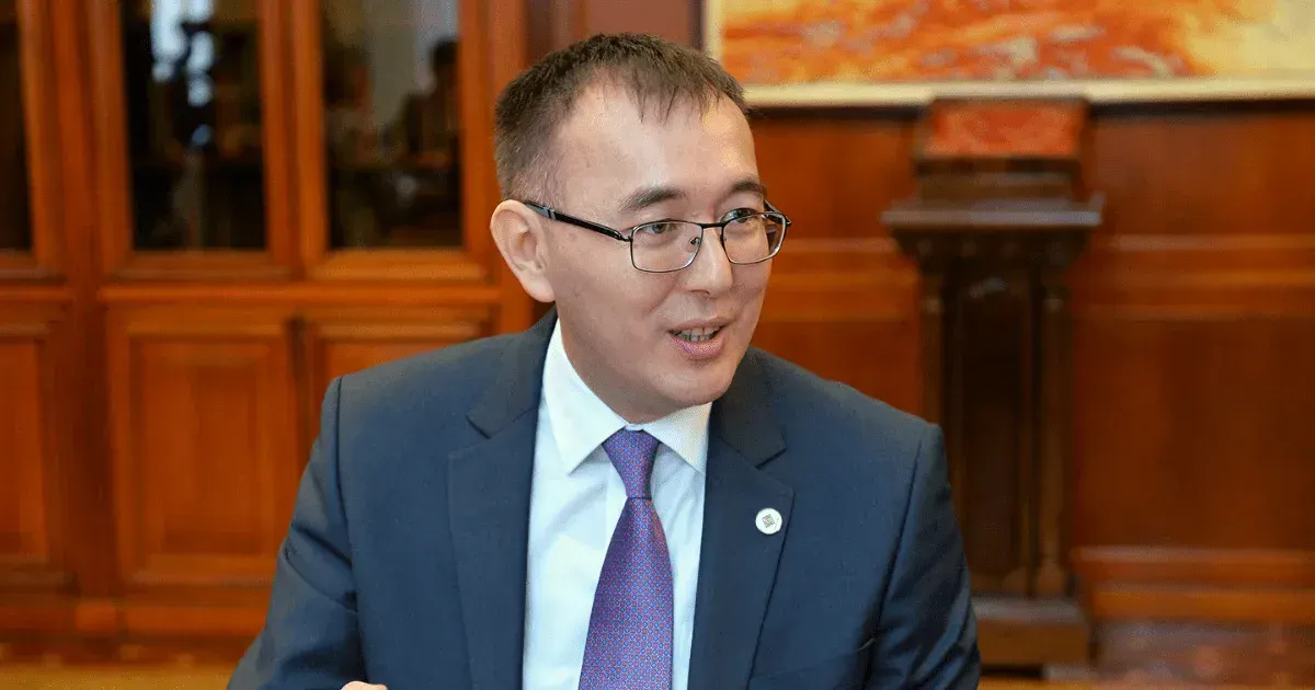 Глава Нацбанка объяснил президенту ситуацию с курсом сома