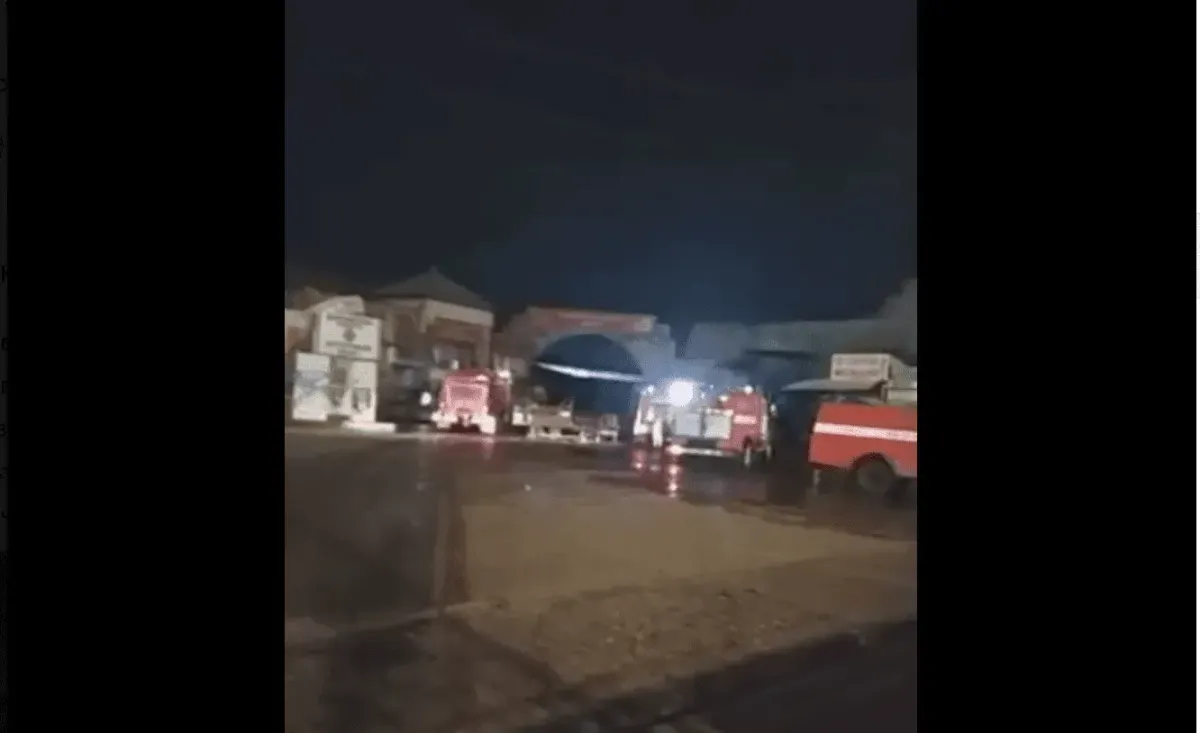 На Ошском рынке очередной пожар. ВИДЕО