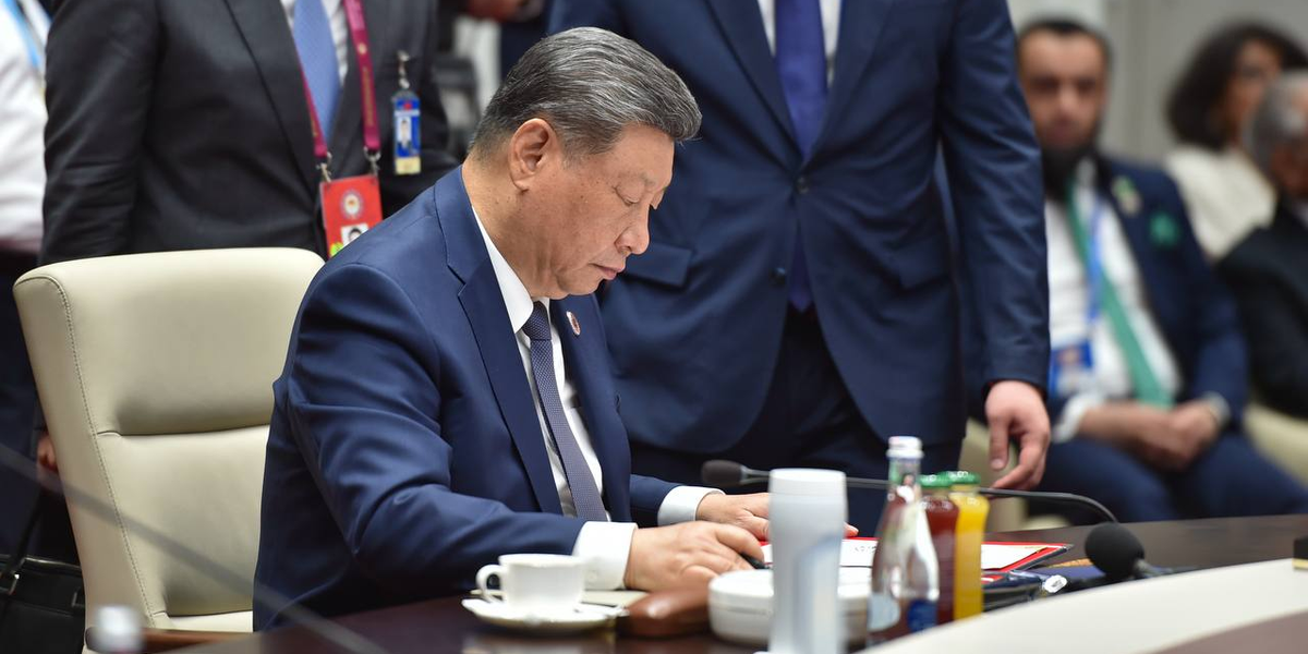 Си Цзиньпин призвал усилить роль ШОС в урегулировании международных конфликтов