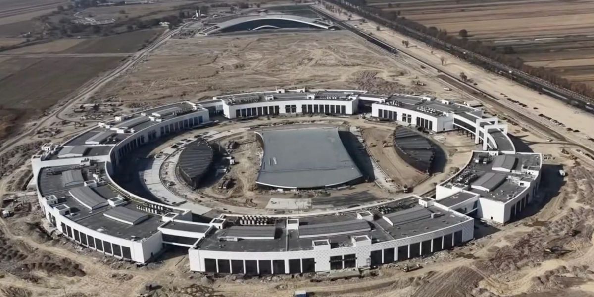 Новый Ошский рынок показали после завершения основных строительных работ