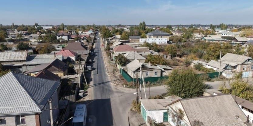 В Бишкеке ради нового тротуара на улице Крупской освобождают 450 м² земли