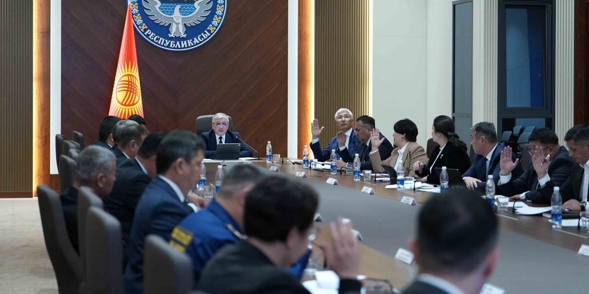 В Кыргызстане штаб начал подготовку к выборам президента
