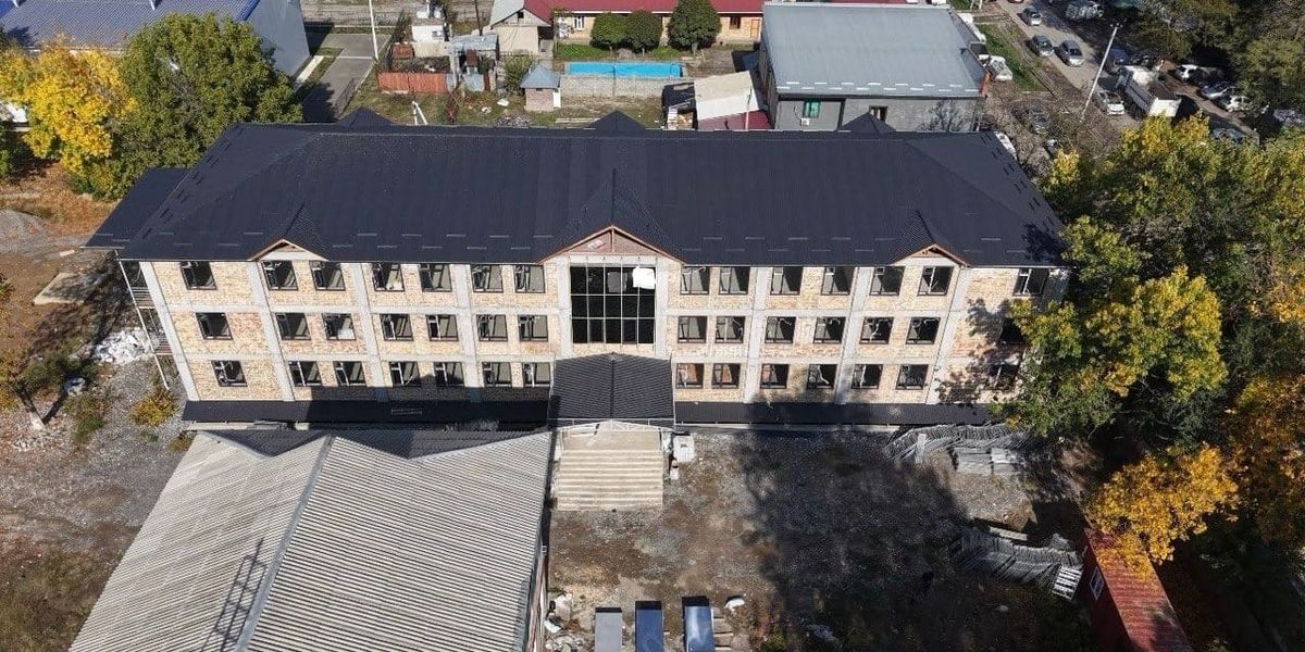 В Сузаке за счет бюджета достроят семь социальных объектов