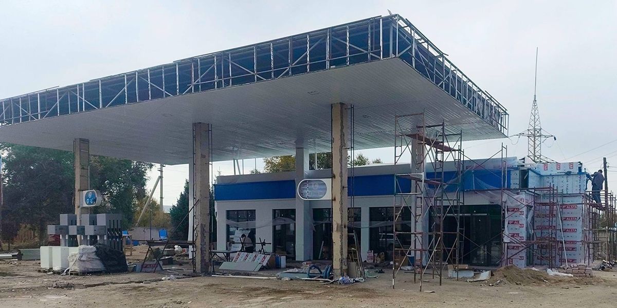 В Караколе АЗС оштрафовали за реконструкцию без разрешительных документов