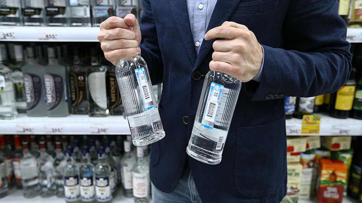 Новые минимальные цены на водку установило правительство