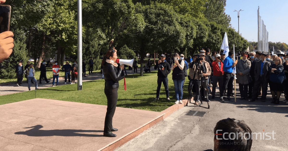 Десять партий не признают итогов голосования и собираются на митинг