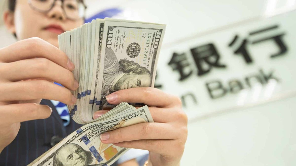 Долг Кыргызстана перед Китаем вырос еще на $2 млн